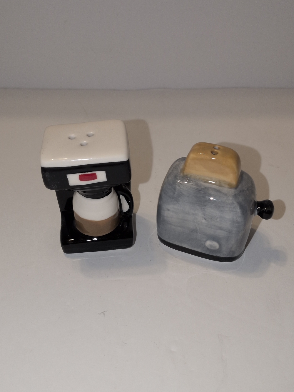 Cracker Barrel Mini Coffee Maker & Toaster Salt & Pepper Shaker Set 2025 NEW